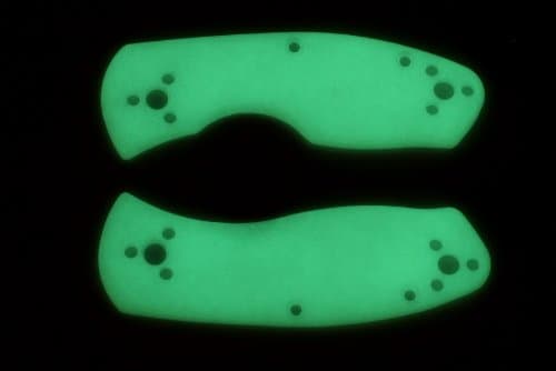 Nova Glow Scales for Spyderco Ambitious (Green)