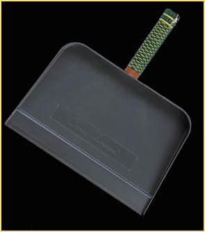 Sweep Dreams - Dustpan - EMERALD HANDLE
