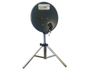 QuickSAT QS45 Portable Touring Satellite System with Fast Dish Alignment. Easy satellite TV solution for camping, motorhome and caravan.