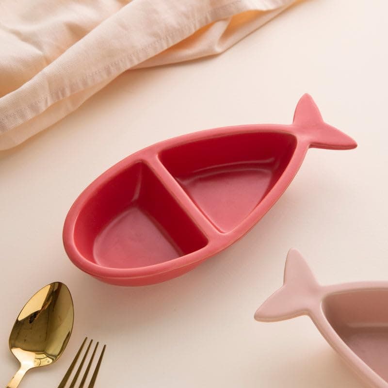 the june shop Sectioned Fish Plates (Red)