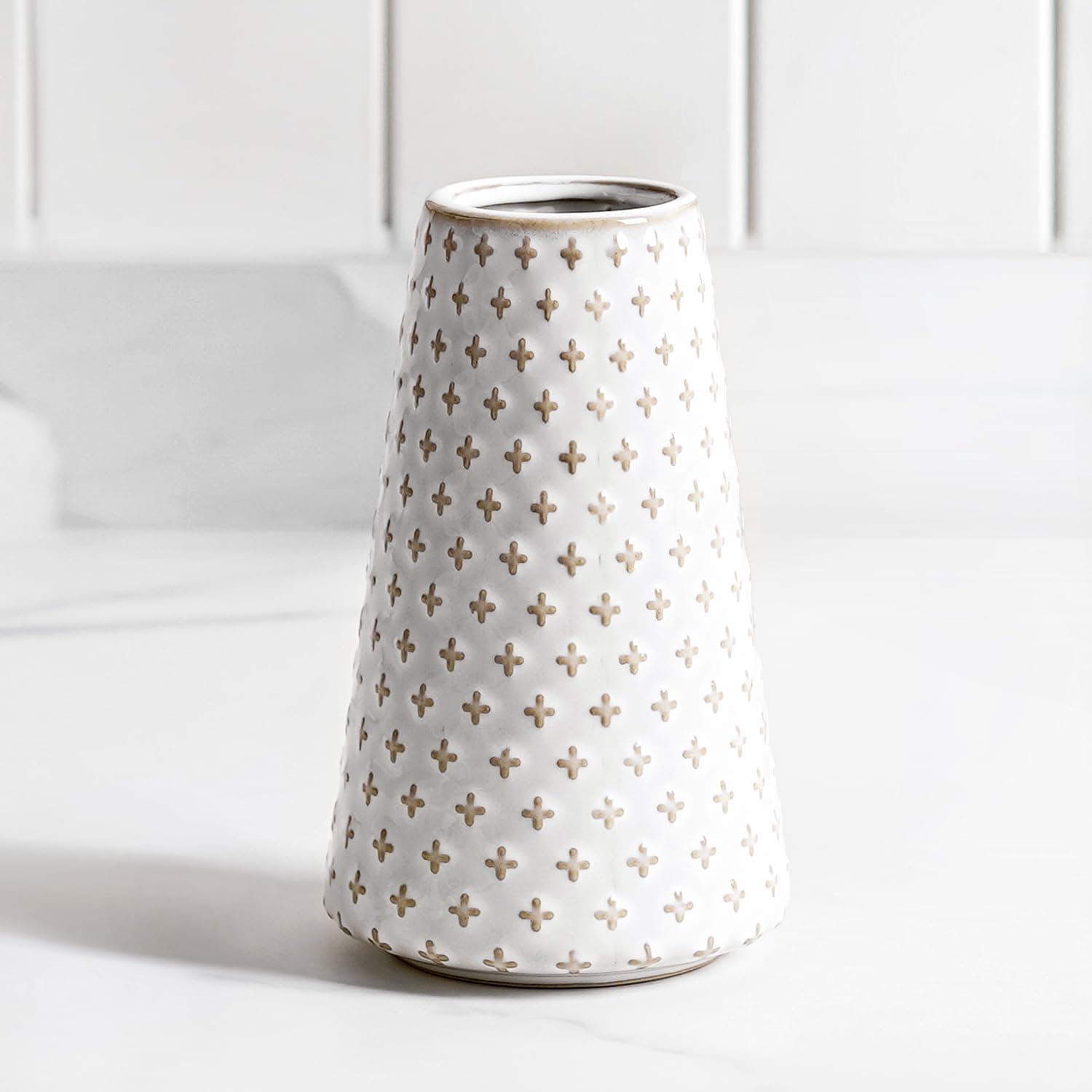 Small Flower Vase for Decor, 6 Inch White Ceramic Embossed Vase for Lego Flowers, Tulip and Pampas Grass, Home Living Room Dining Table Office Decor, Arctic White-Clover