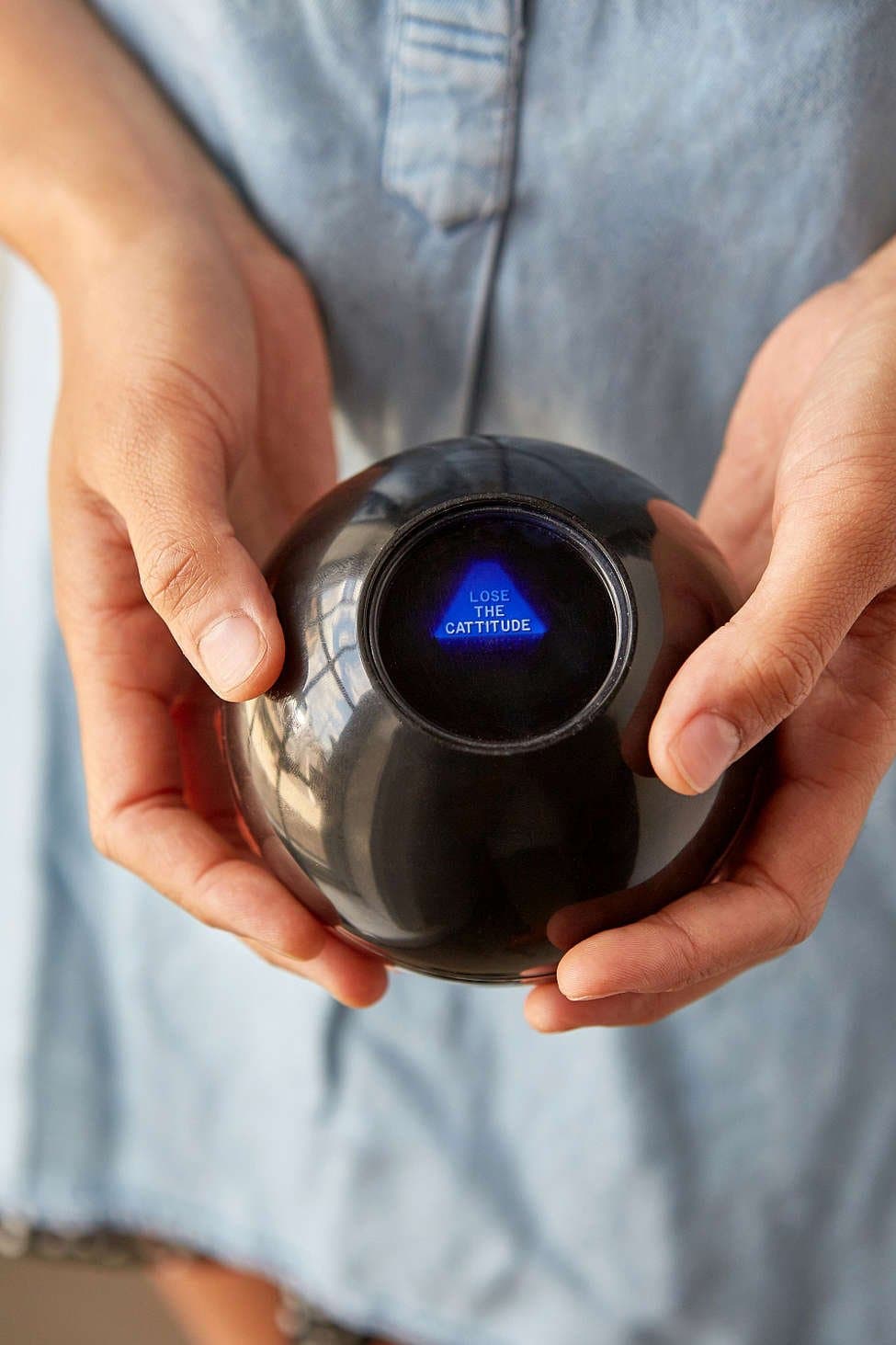 Magic Cat Ball - Know What Your cat is Thinking - cat-Themed Magic 8 Ball