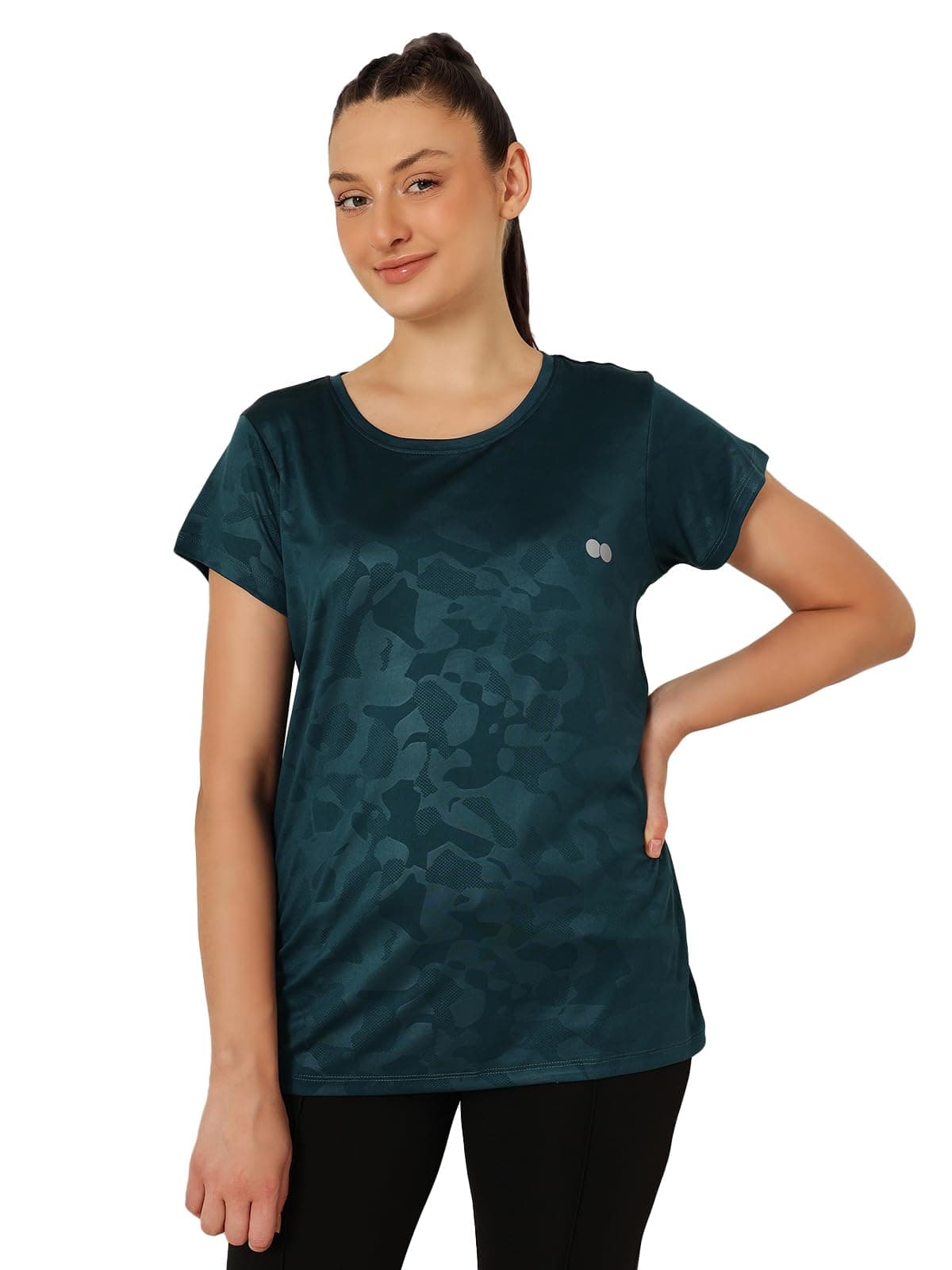 Clovia Women Polyester Solid Slim Fit Yoga Shirt