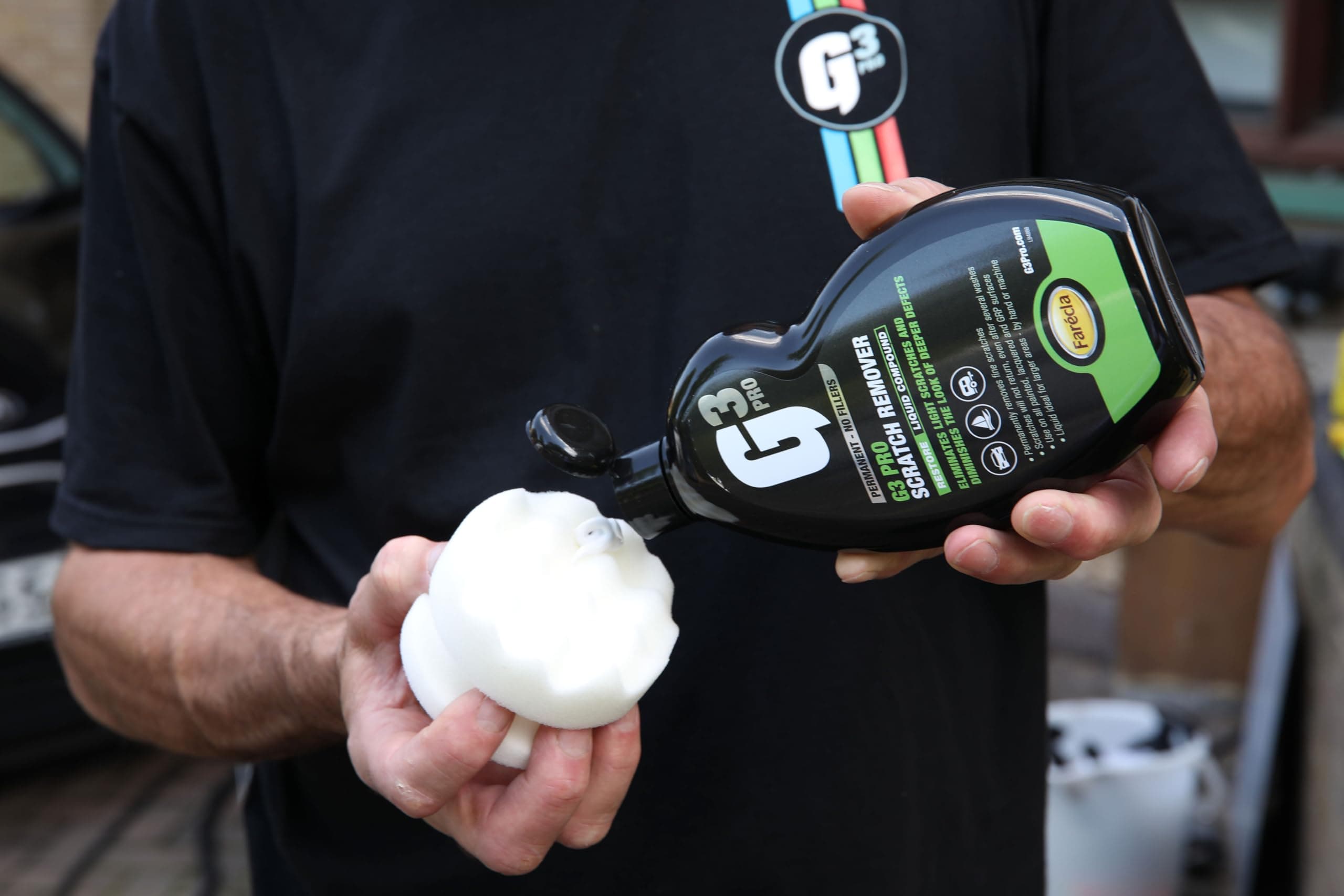 Applicator Waffle Pads (7167) – Dual Pack for Hand Application of Polish & Wax – Waffle Surface Reduces Effort, Minimises Waste & Ensures Even Product Distribution