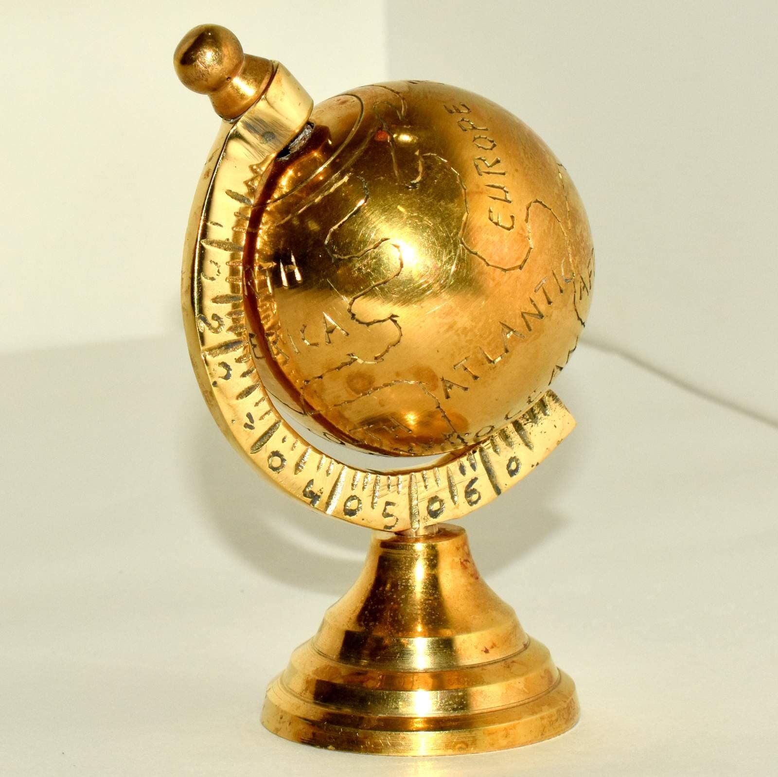 Rotating World Globe Table Decor Brass Paper Weight Nautical Mini Globe.1