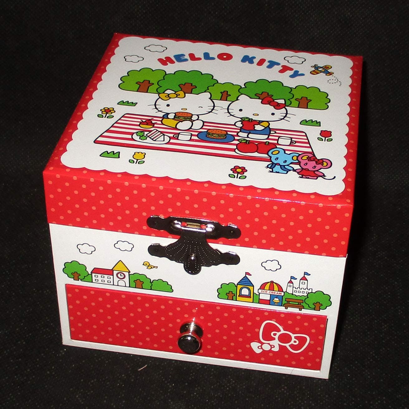 Nidec Sankyo Hello Kitty Small Music Box : Picnic