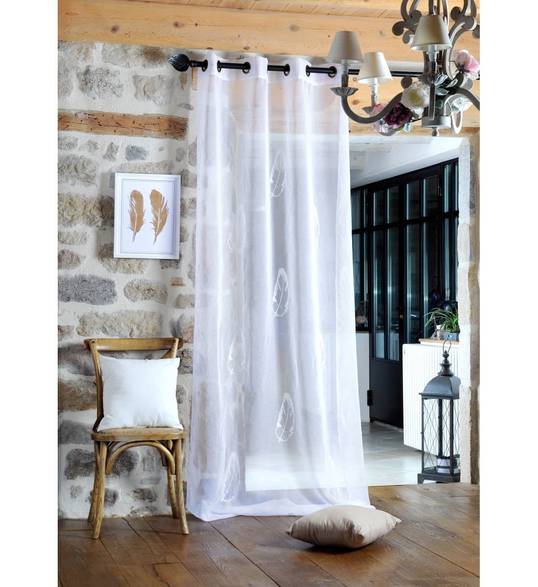 Ploma White Classic Split Curtain 100% Polyester Washable at 30 ° and No Ironing.