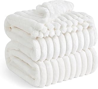 Bedsure Bed Blankets King Size - Fleece Blanket Fluffy Cosy Warm Blankets, Soft Cute Double Size Throw Gifts for Women and Girls, Off White, 230x270 cm