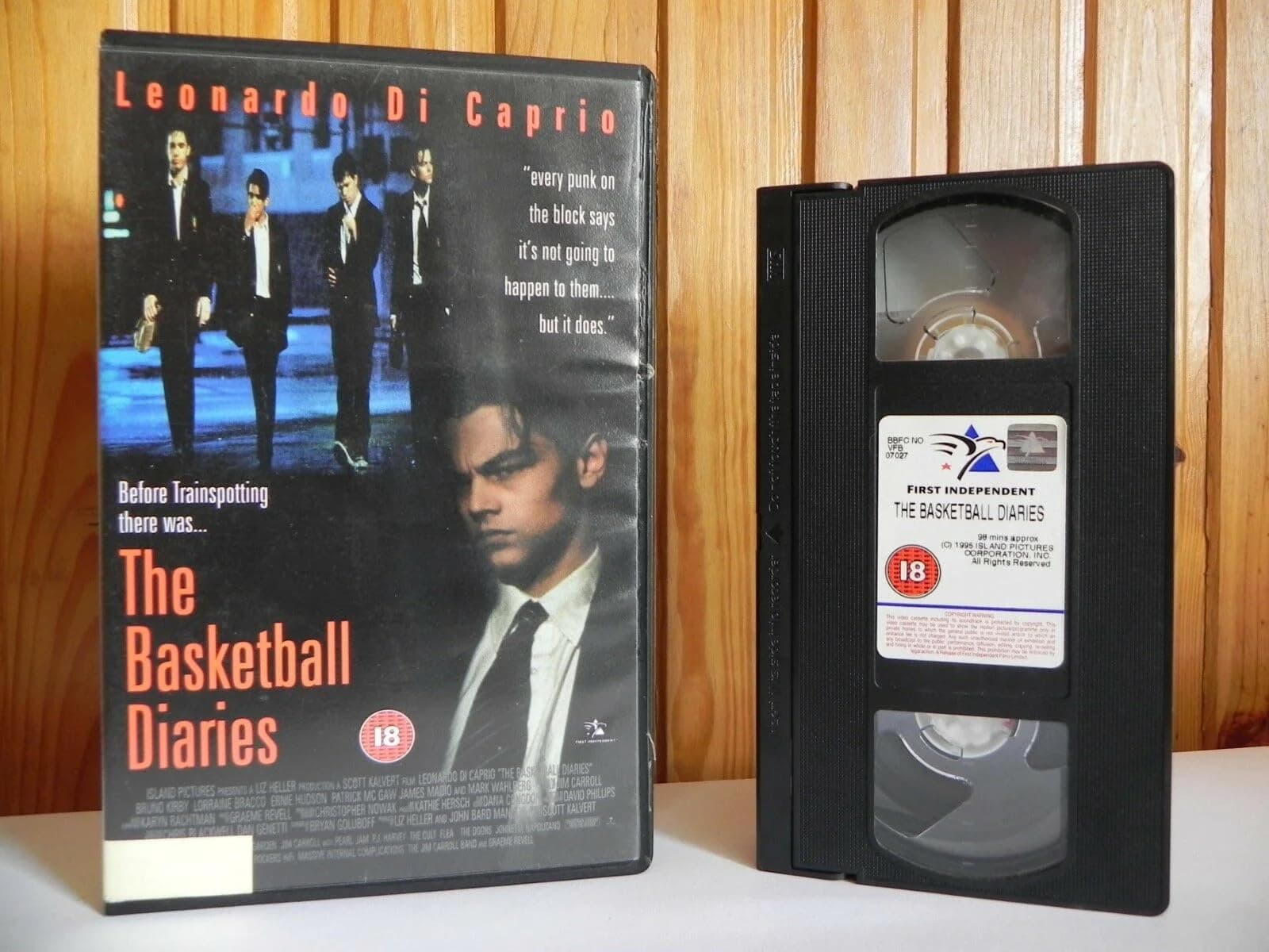 The Basketball Diaries [VHS]