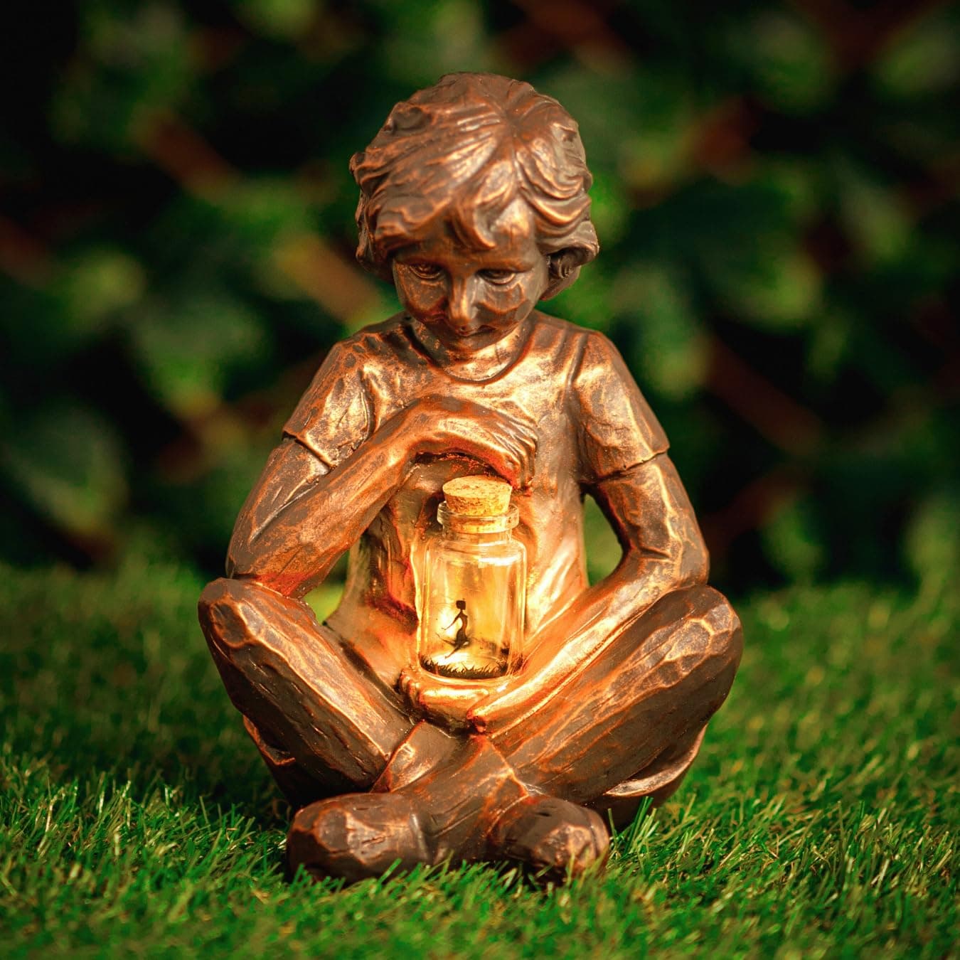 Solar Boy Statue Firefly Jar with Solar Powered Light Lantern Bronze Effect Resin Garden Ornaments Weatherproof Durable Patio Lawn Home Garden Statues Balcony Decor