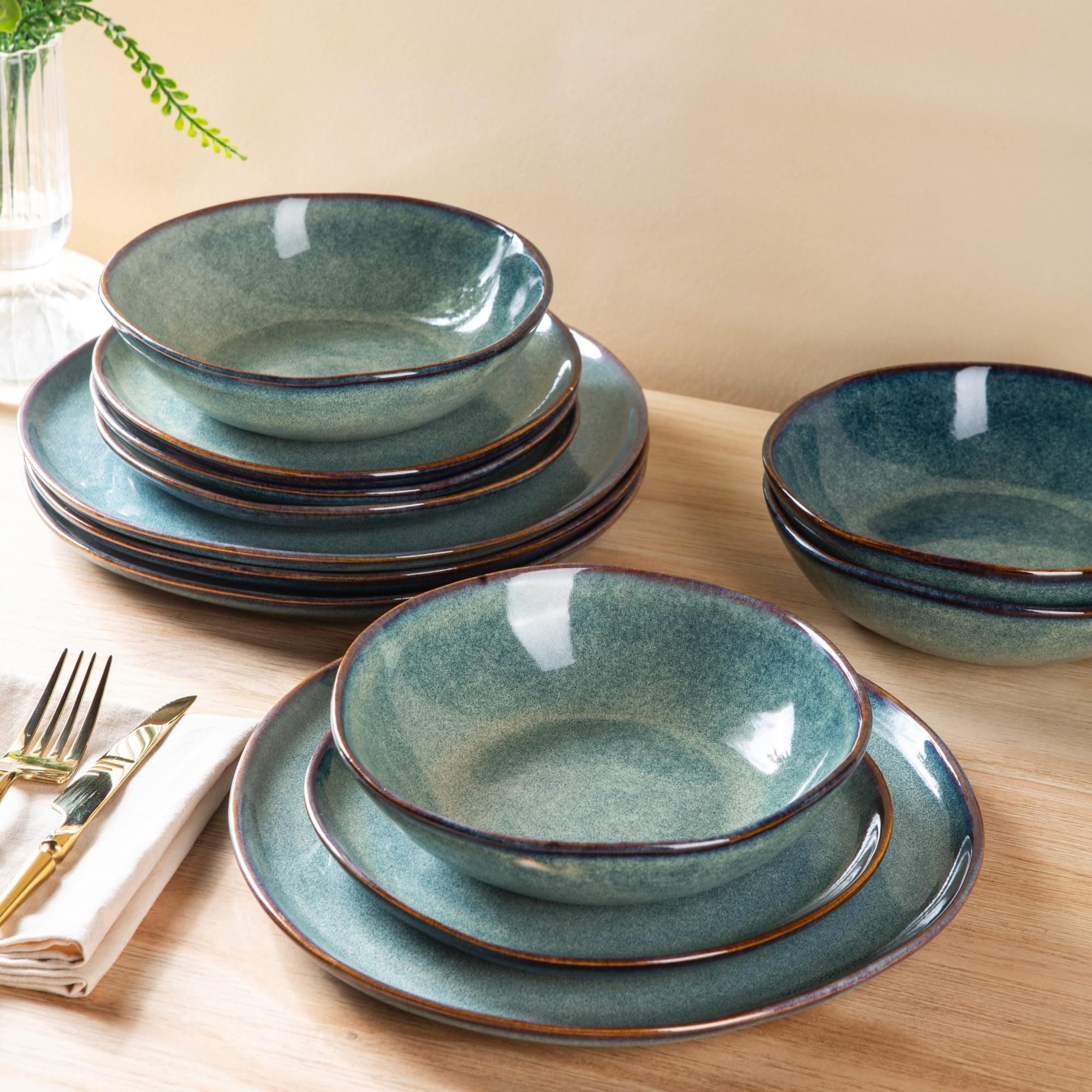 AmorArc Ceramic Dinnerware Sets,Handmade Reactive Glaze Stoneware Plates and Bowls Sets,Highly Scratch Resistant | Dishwasher & Microwave Safe Dishes Set,Service for 4 (12pc)