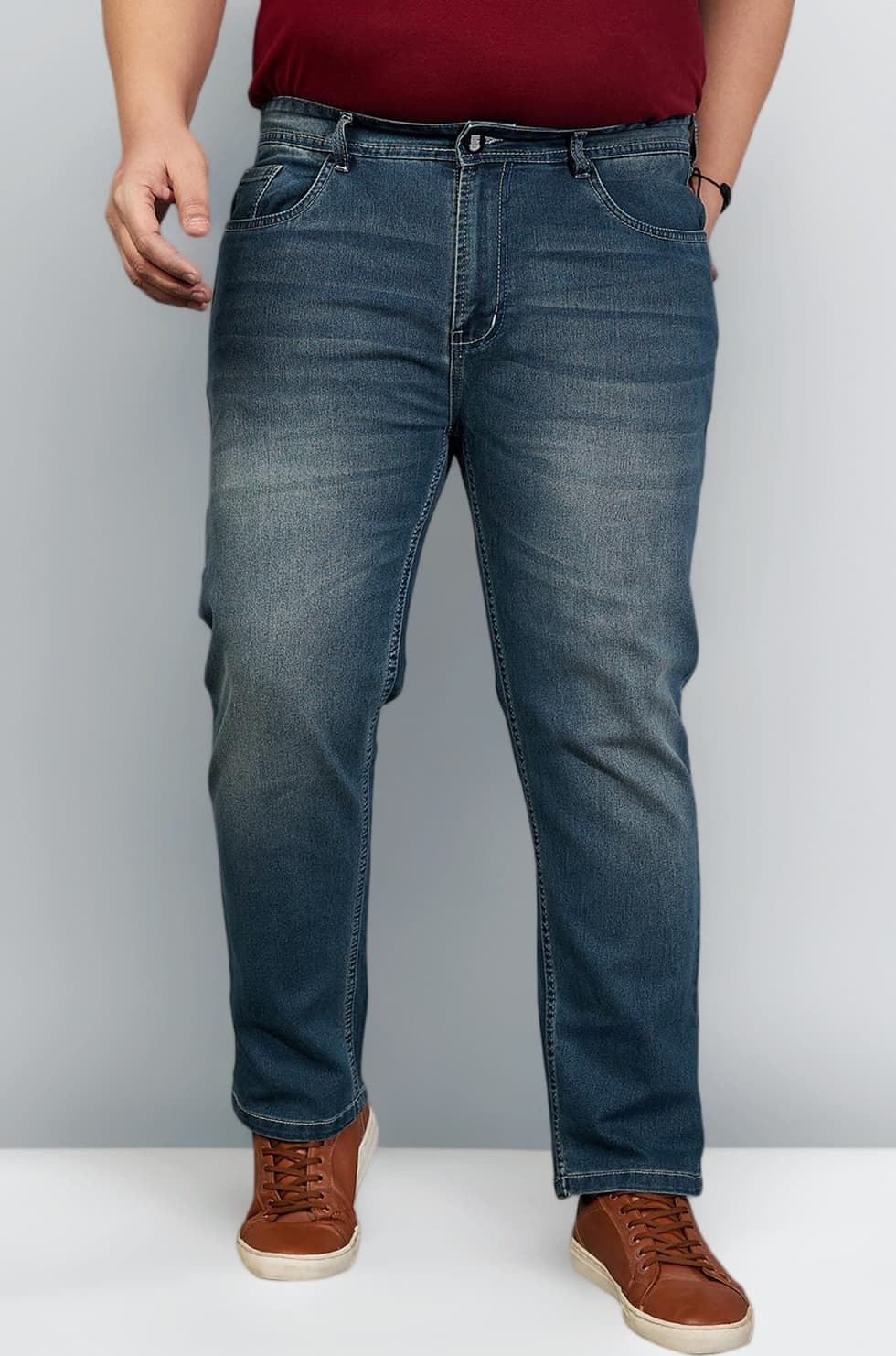 Plus Size Men's Regular Fit Washed Jeans