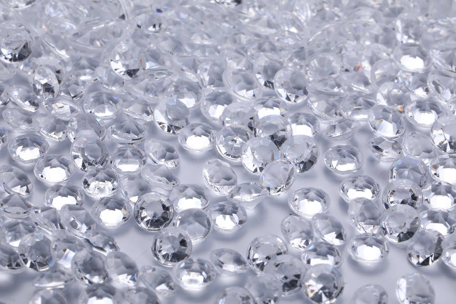 5000 pcs/Pack Wedding Table Scatter Confetti Crystals Acrylic Diamonds 6 mm Rhinestones for Wedding, Bridal Shower, Vase Beads Decorations (6mm, Transparent)