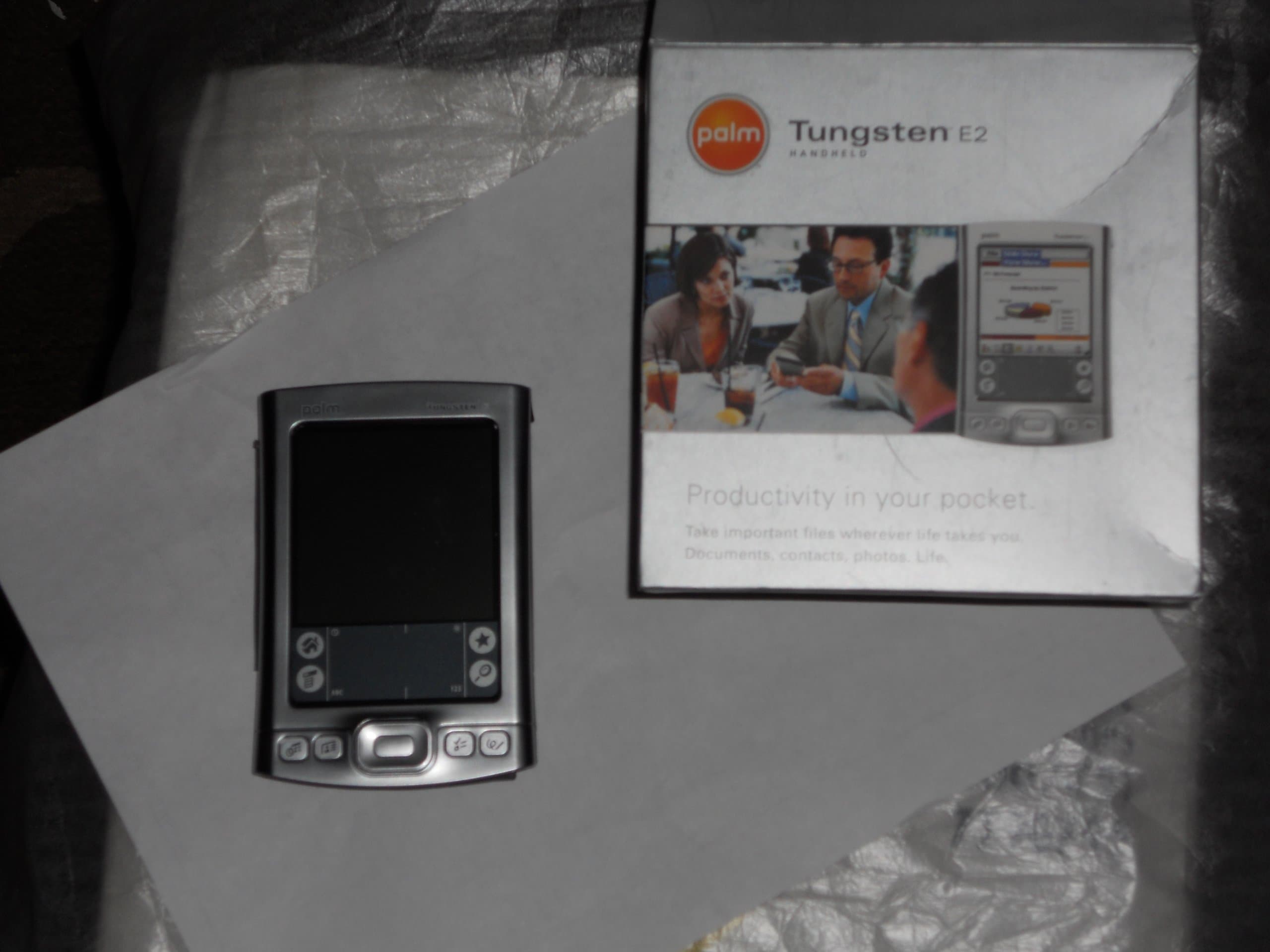 Palm Tungsten E2 PDA Bluetooth IR USB OSv5.4 200MHz TFT Colour 320x320pxl 32MB 133g Ref 1045MLZ