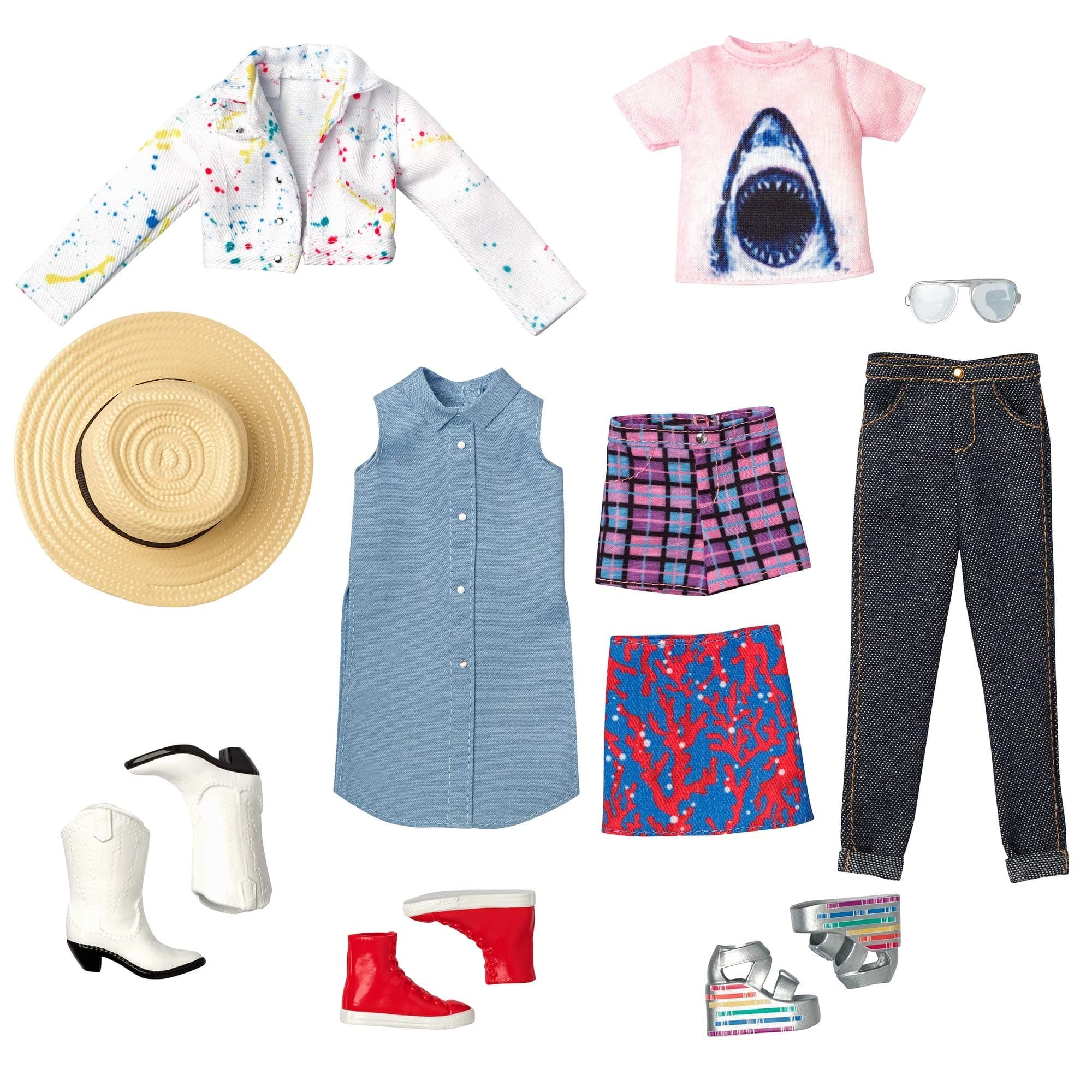 Creatable World Everyday Style Pack ES-826, 11-Piece Clothes and Accessory Fashion Set with 3 Tops, 3 Bottoms, 3 Pairs of Shoes, 2 Accessories, Great Gift for Kids 6 Years Old and Up