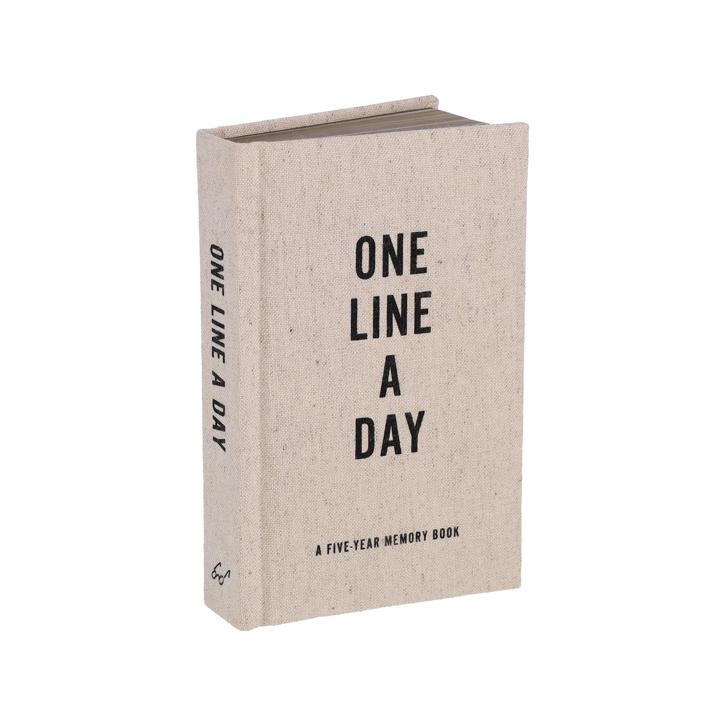 Canvas One Line a Day: A Five-Year Memory Book (Yearly Memory Journal and Dia...