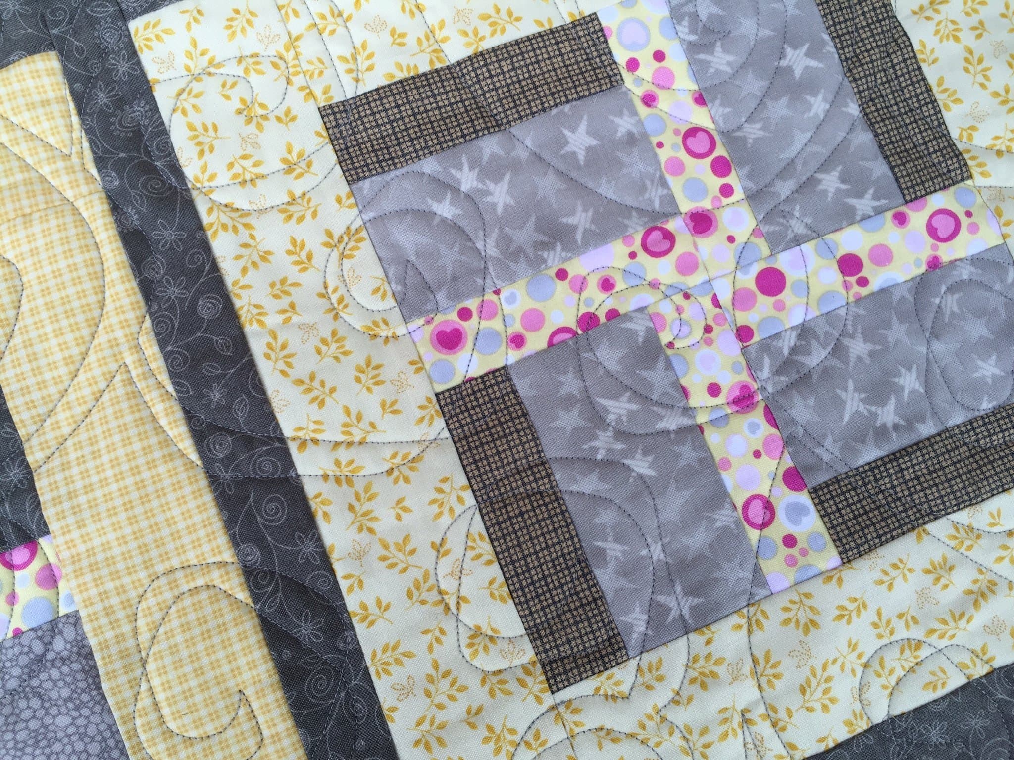 Pastel Spinners Baby Quilt