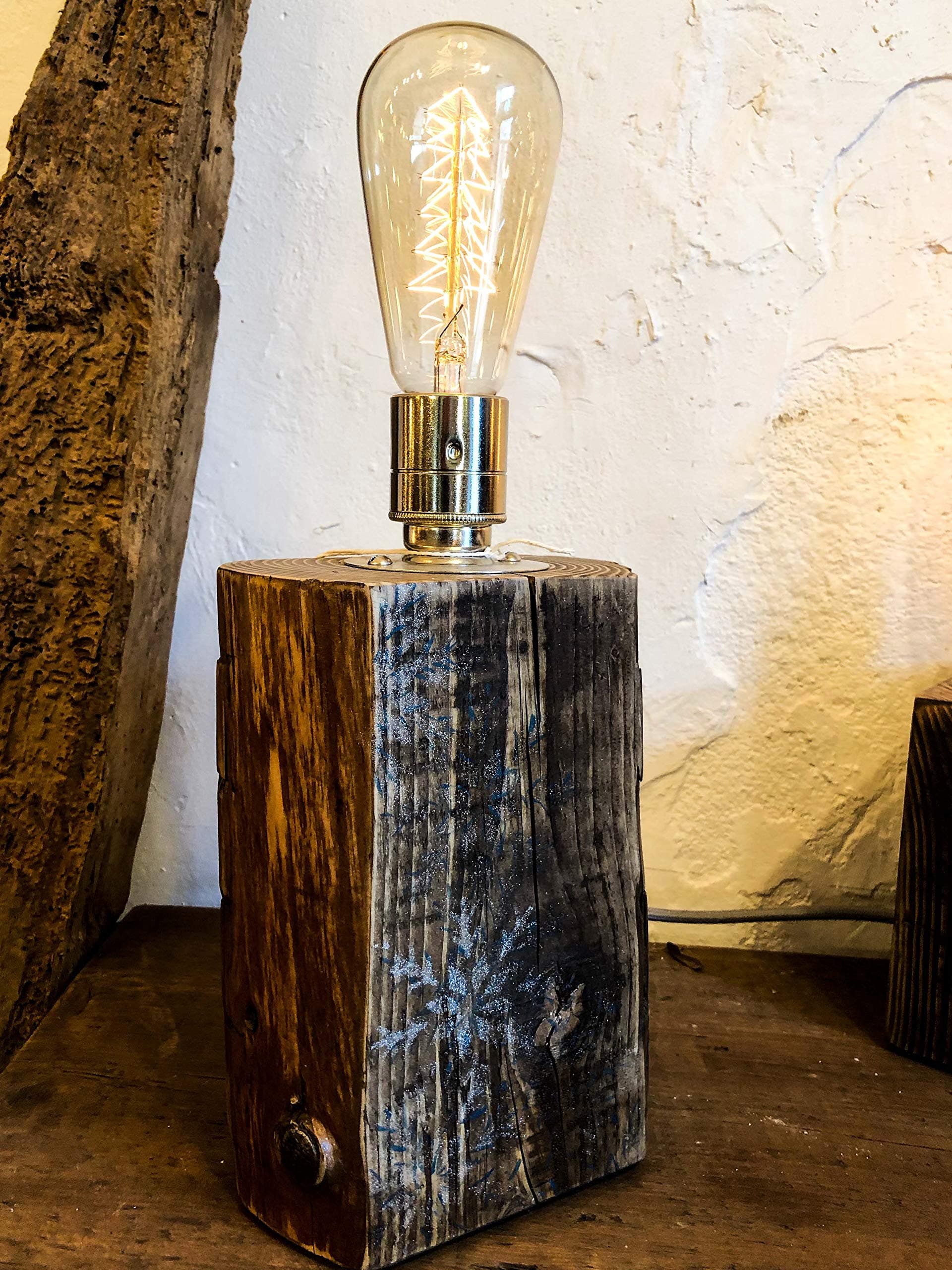 Snowflake Rustic Log Table Lamp with Vintage Bulb