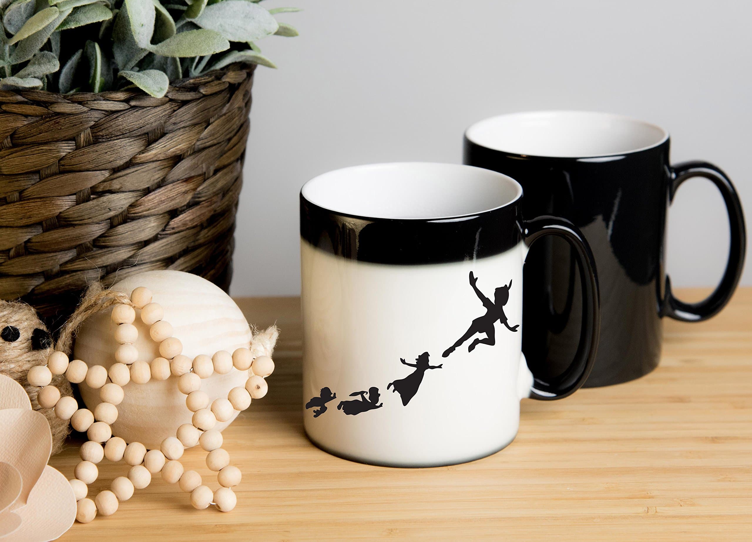 Peter Pan Magical Colour Changing Mug! Ideal as tea mug, coffee mug, tea cup, coffee cup, hot chocolate cup, hot chocolate mug. Great gift for birthdays, Christmas, Anniversary etc.