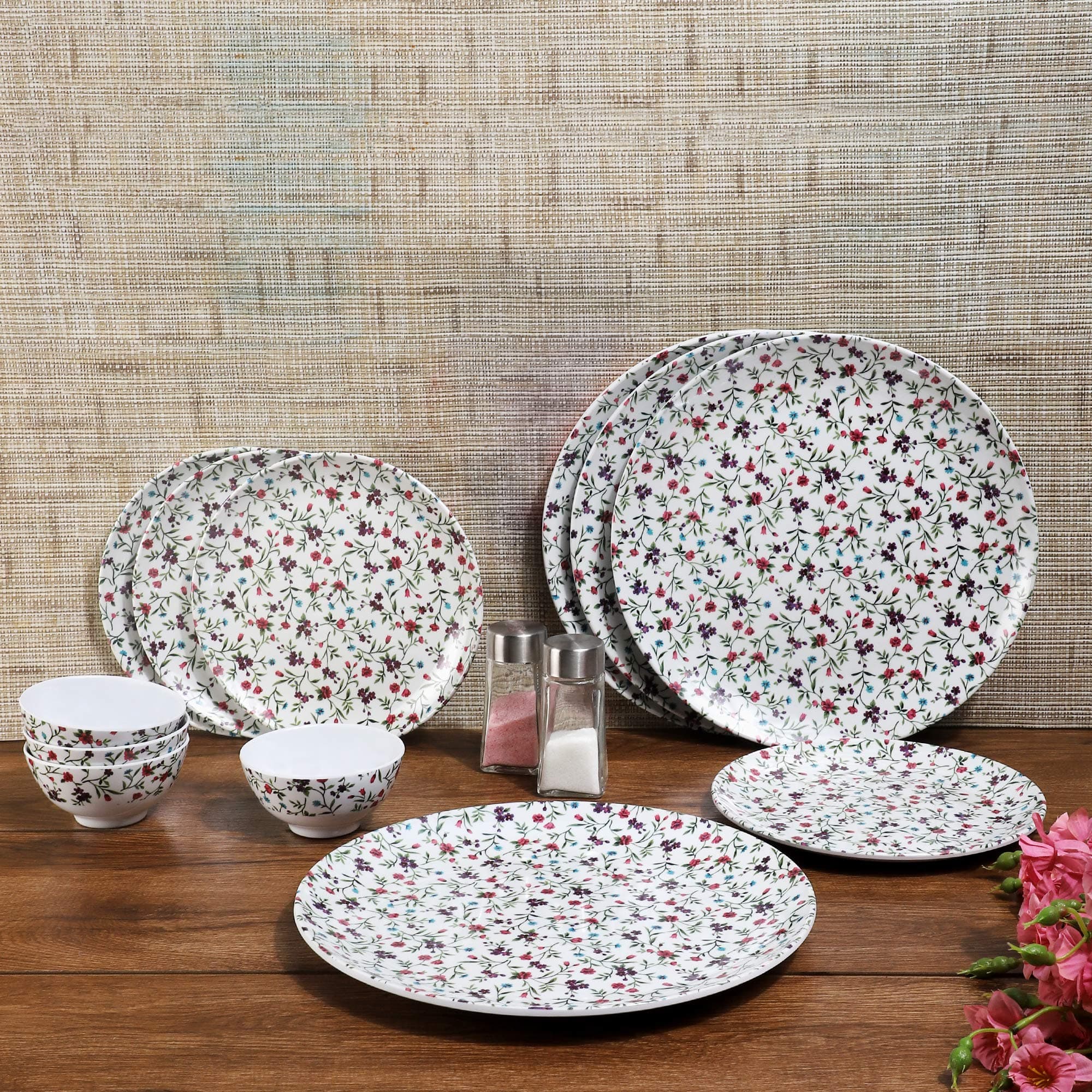 Iveo Popular Melamine Dinnerware Set, 12-Pieces, Hazzle