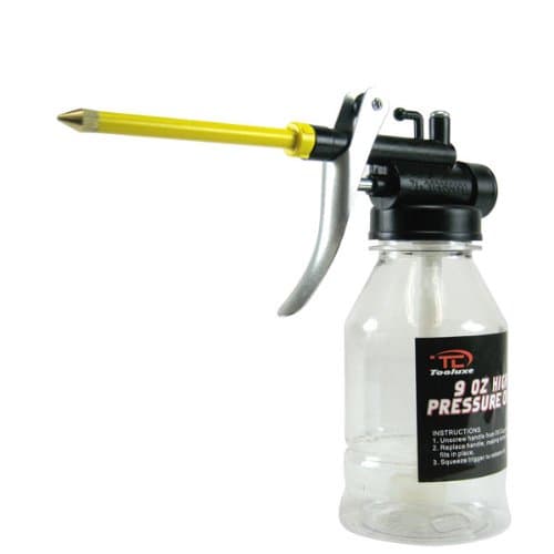 Tooluxe 9 Oz High Pressure Oiler for Lubricants