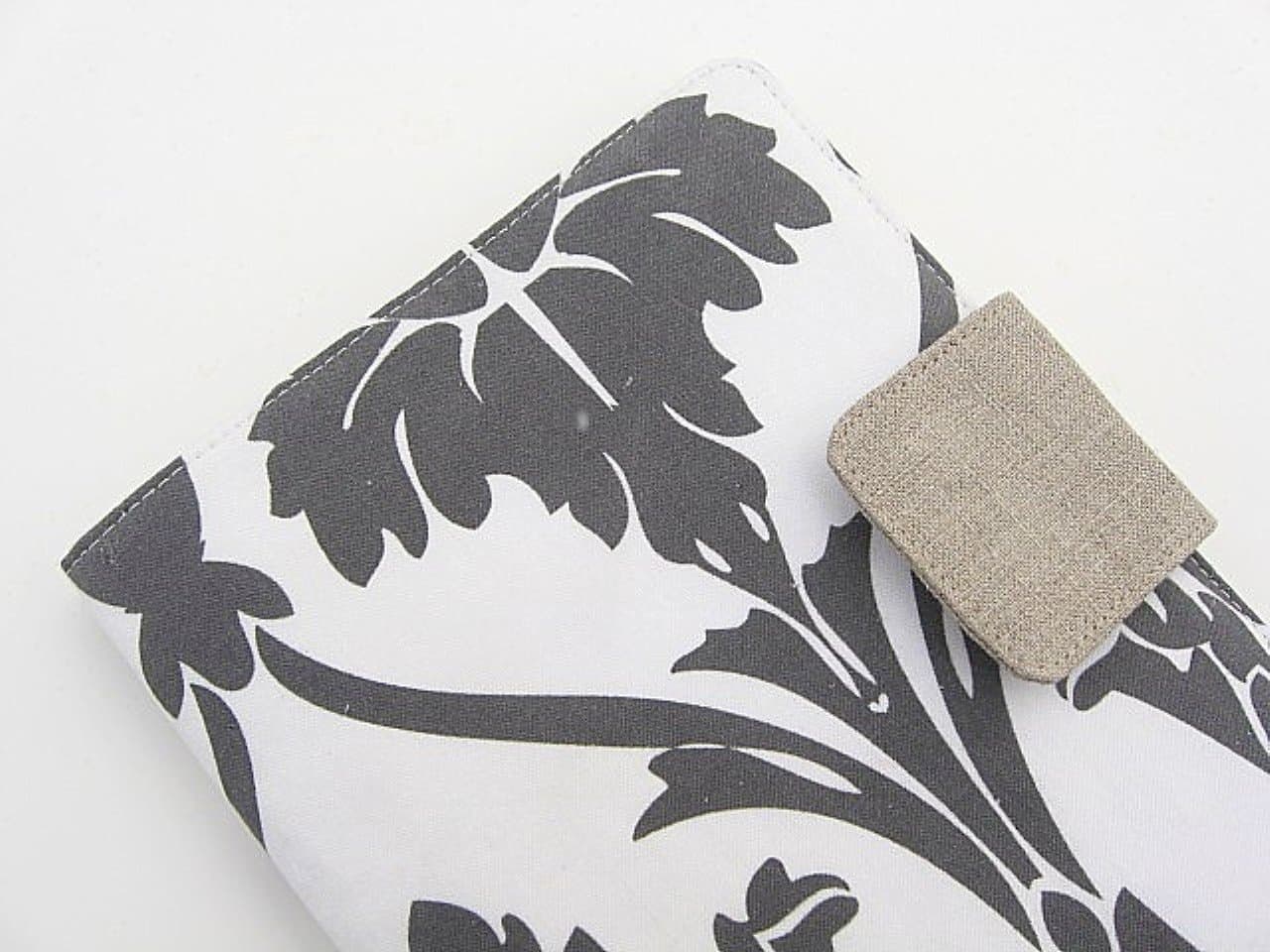 Sherlock Holmes Smiley Face Wallpaper Kindle Cover