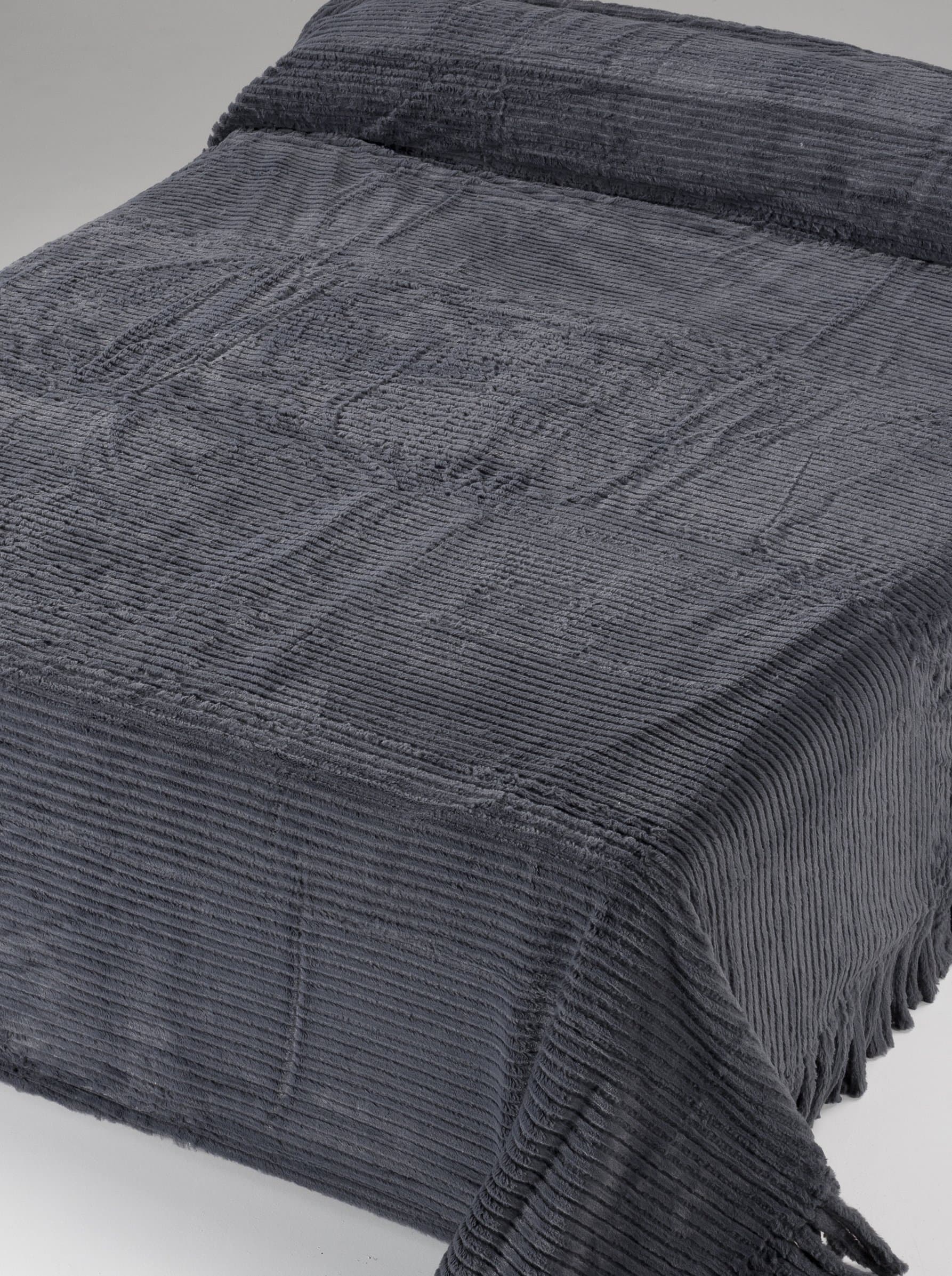 Mora Blankets High Decoration Angora Graphite Bed 105 cm